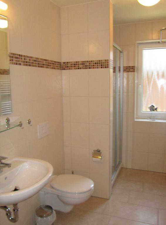 Apartmenthaus Hus Uebi By Rujana Binz Szoba fotó
