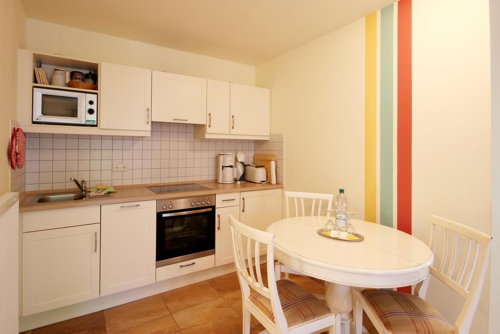 Apartmenthaus Hus Uebi By Rujana Binz Kültér fotó